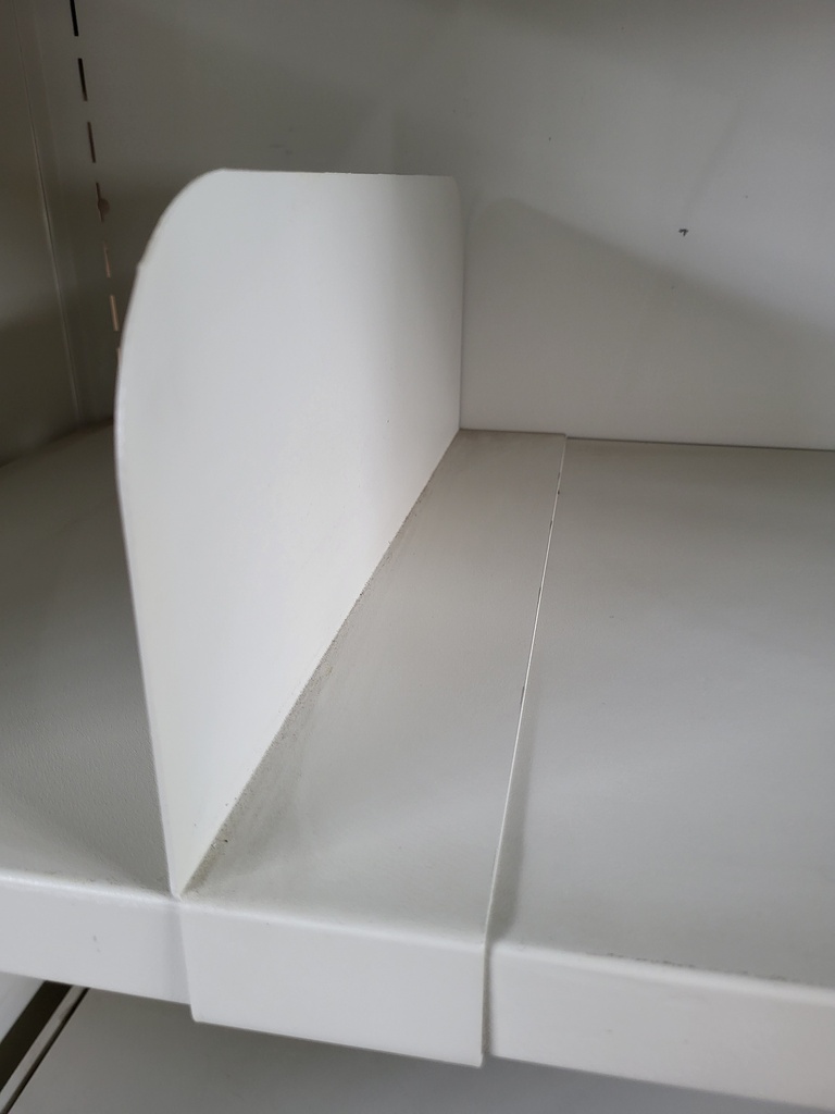 Armoire à rideaux 66 pour bureau ou atelier