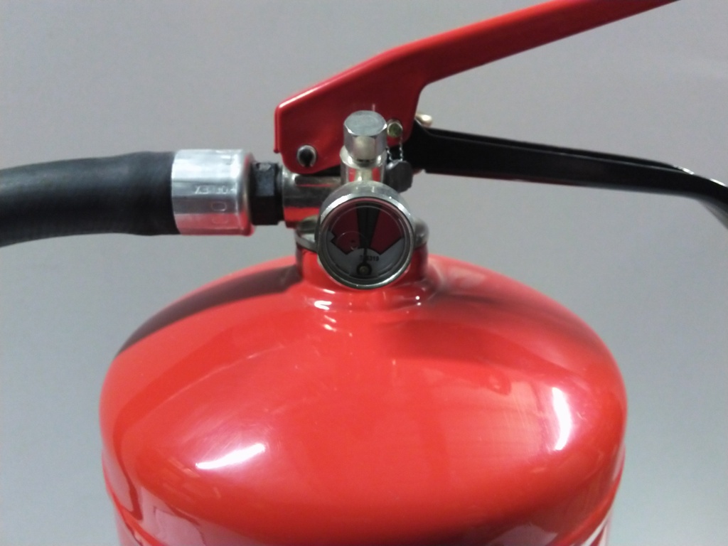 Extincteur eau pulvérisée avec additif