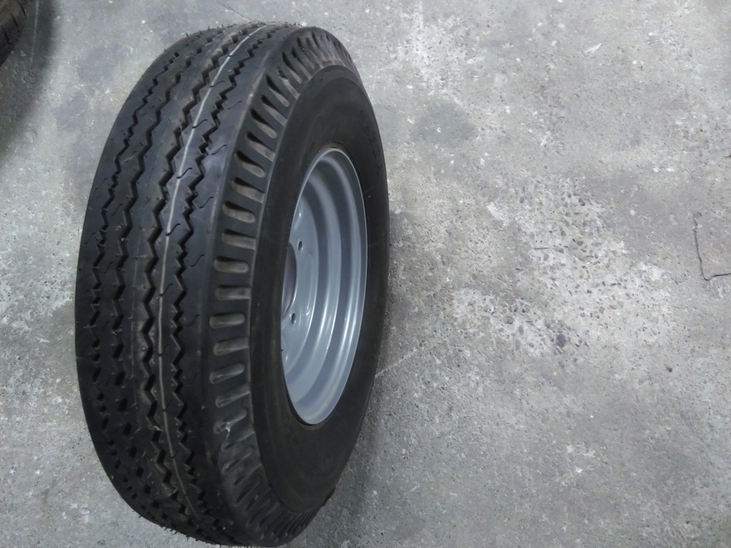 Roue pour remorque neuve