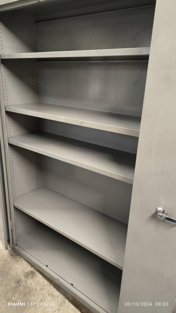 Armoire métallique 307 portes KZ