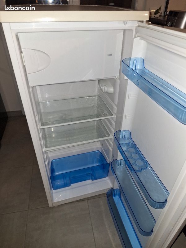 Frigo Aya ARM2000A+