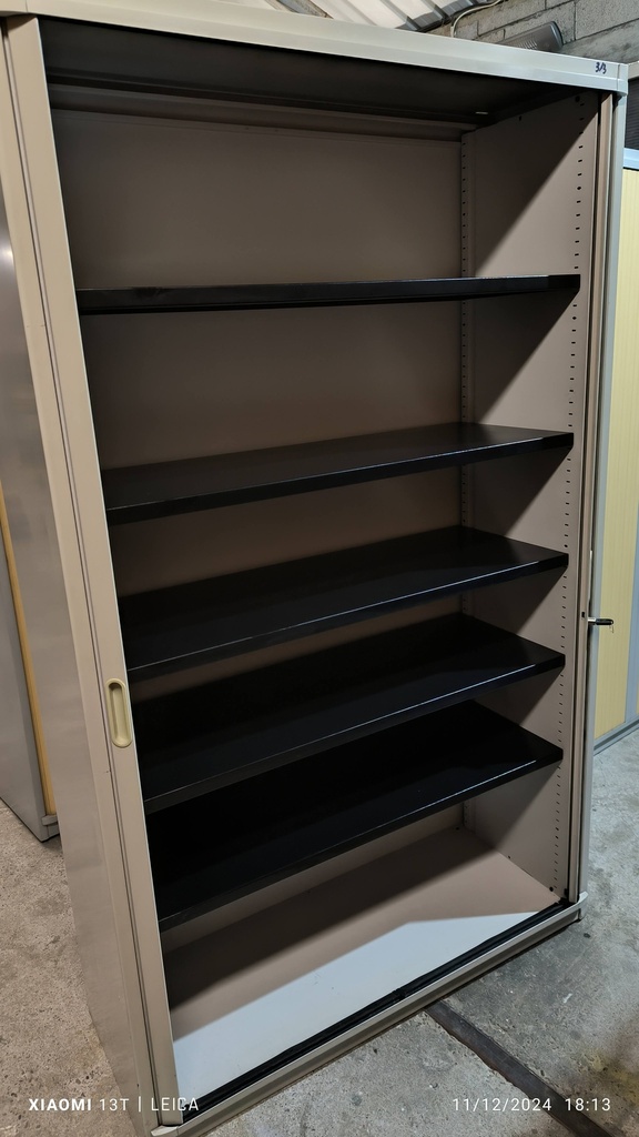 Armoire métallique 313 à rideaux