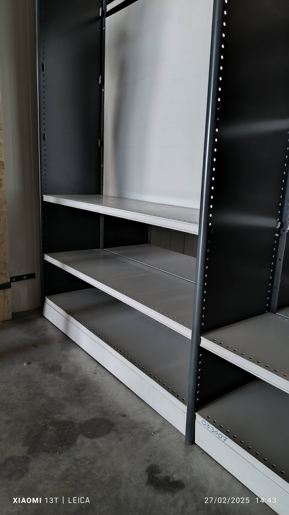 Racks/étagères 360x36x250cm (lxpxh)