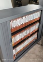Armoire basse 381 à rideaux