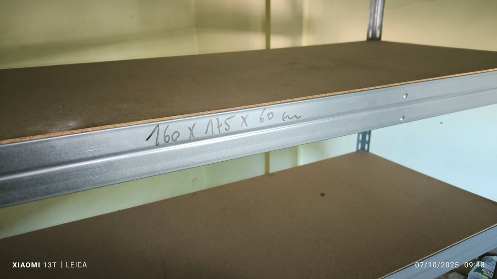 Etagère métal/agglo 160xh175xp60cm