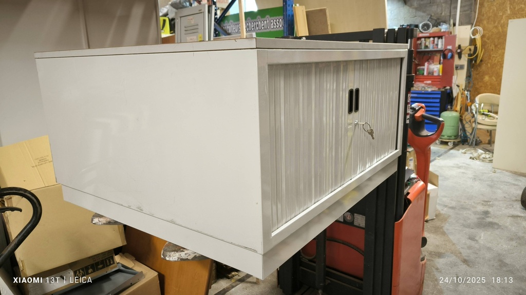 Armoire plateau tournant 400 à rideaux