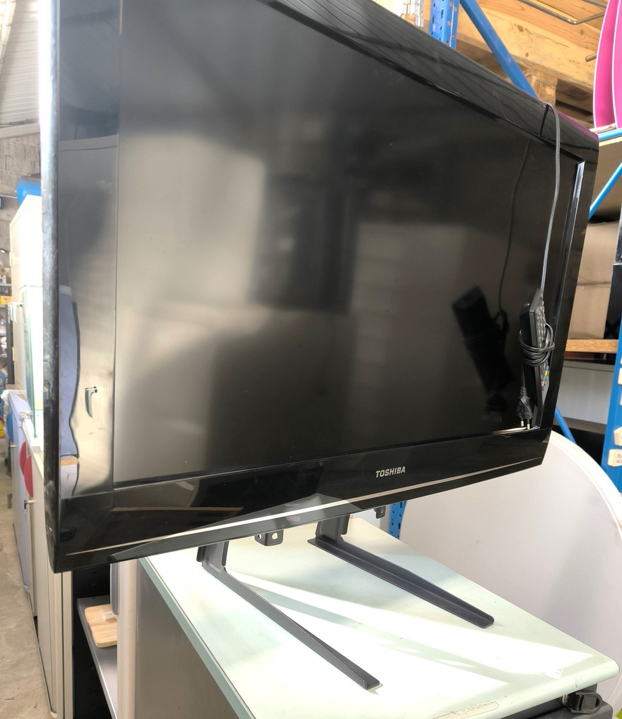 Télé Toshiba 81cm LCD