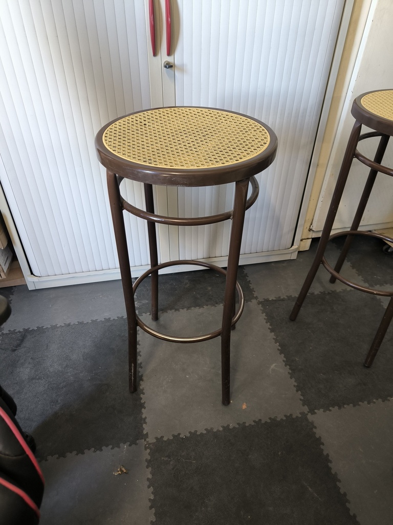 Tabouret de bar pied métal