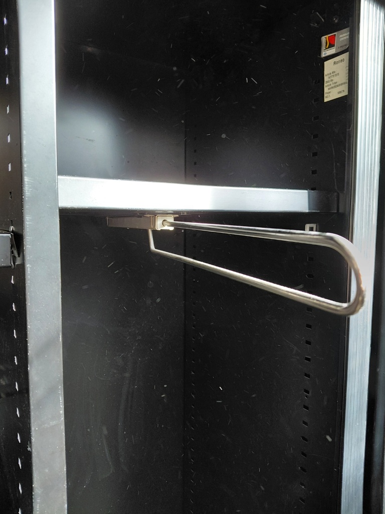 Armoire vestiaires 444 à rideaux