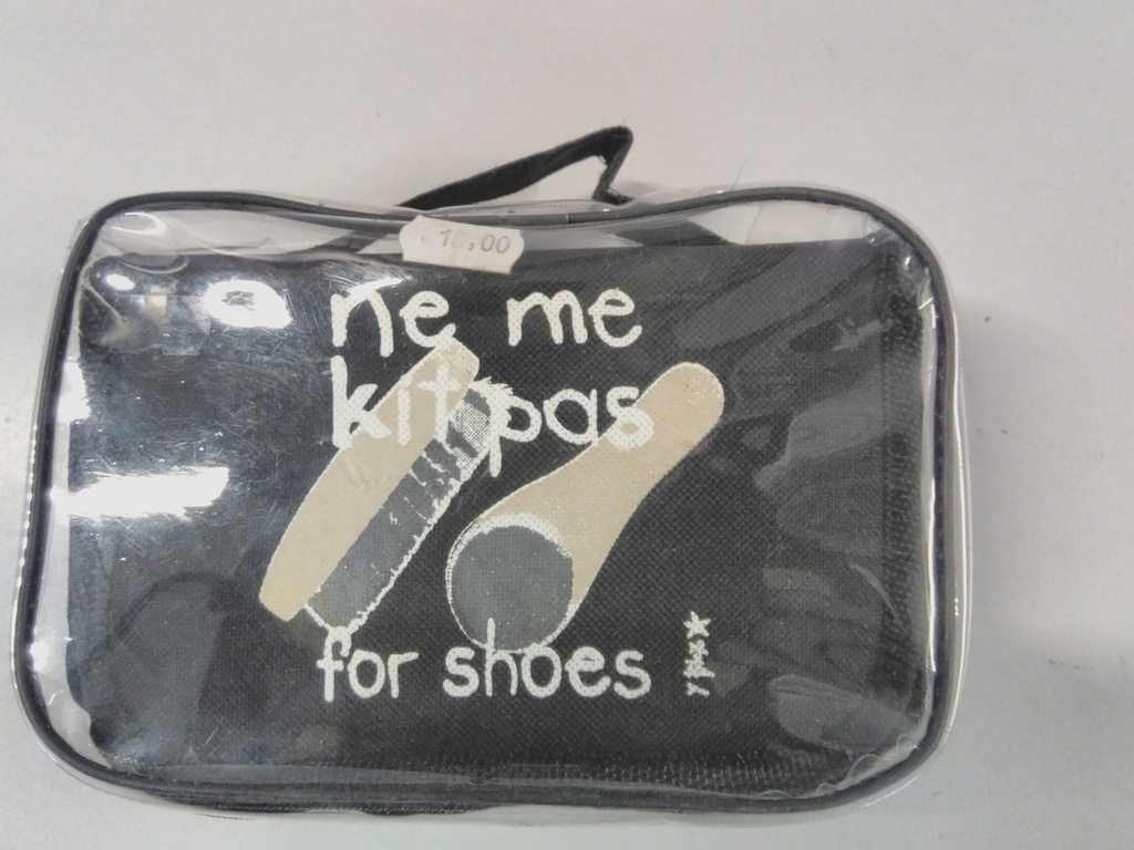 Kit nettoyage chaussures de voyage