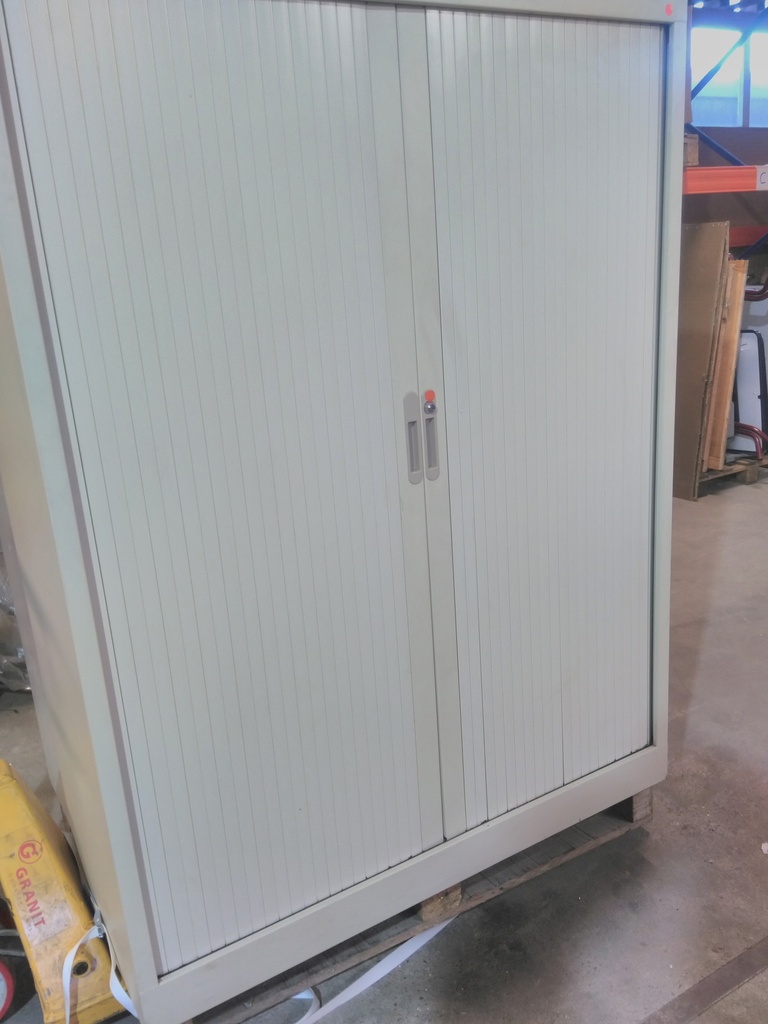Armoire métallique 77 à rideaux 120xh160xp45cm