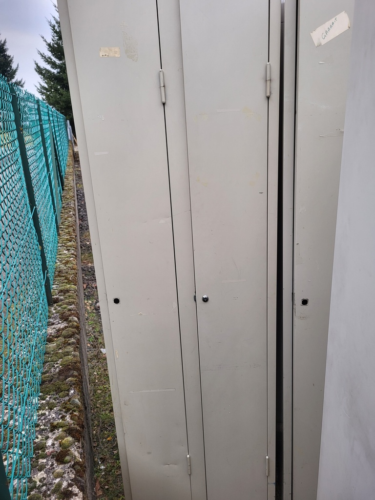 Vestiaire 2 portes à clé V1