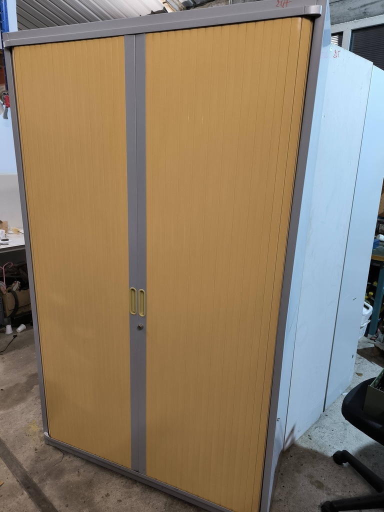 Armoire métallique 321 à rideaux