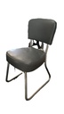 Chaise vintage grise simili cuir