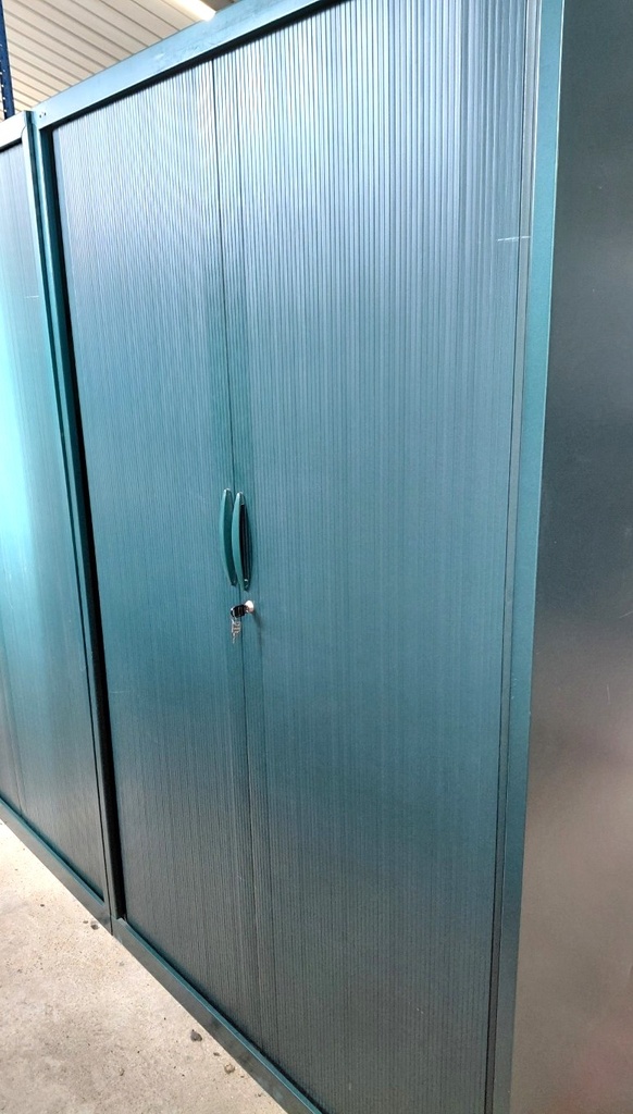Armoire vestiaires 444 à rideaux