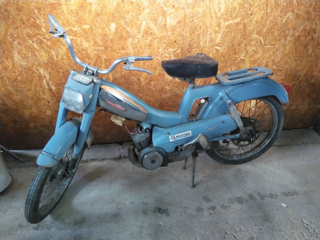 Mobylette Motoconfort bleu